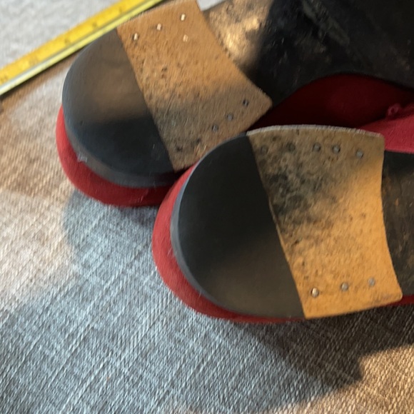 Gucci Red Suede Loafers with Metallic Accents - Picture 10 of 11